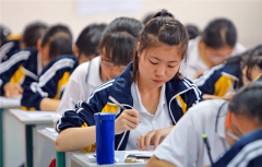 池出产线万；供给户口和不变晋升通道；且每年